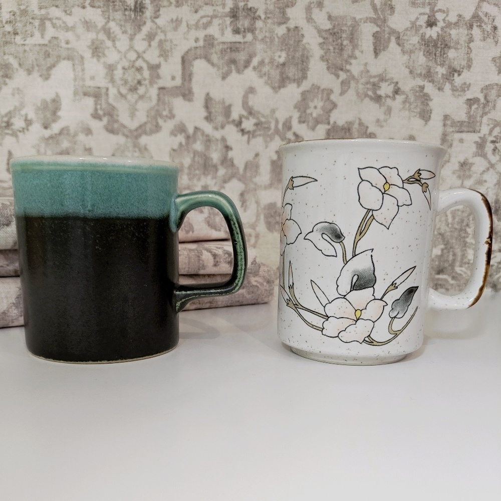 Japanese Stonewear Mug Set - Crackle Glaze Floral